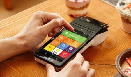 Как правильно закрепить потолочный плинтус: шаг за шагом