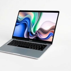 Новый MacBook Neo. Какой он бюджетный Макбук Нео 2026?