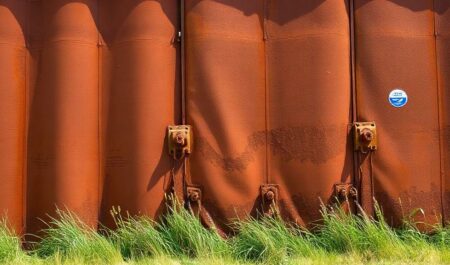 Serde сериализация в Rust: как правильно преобразовывать структуры данных и не допускать ошибок
